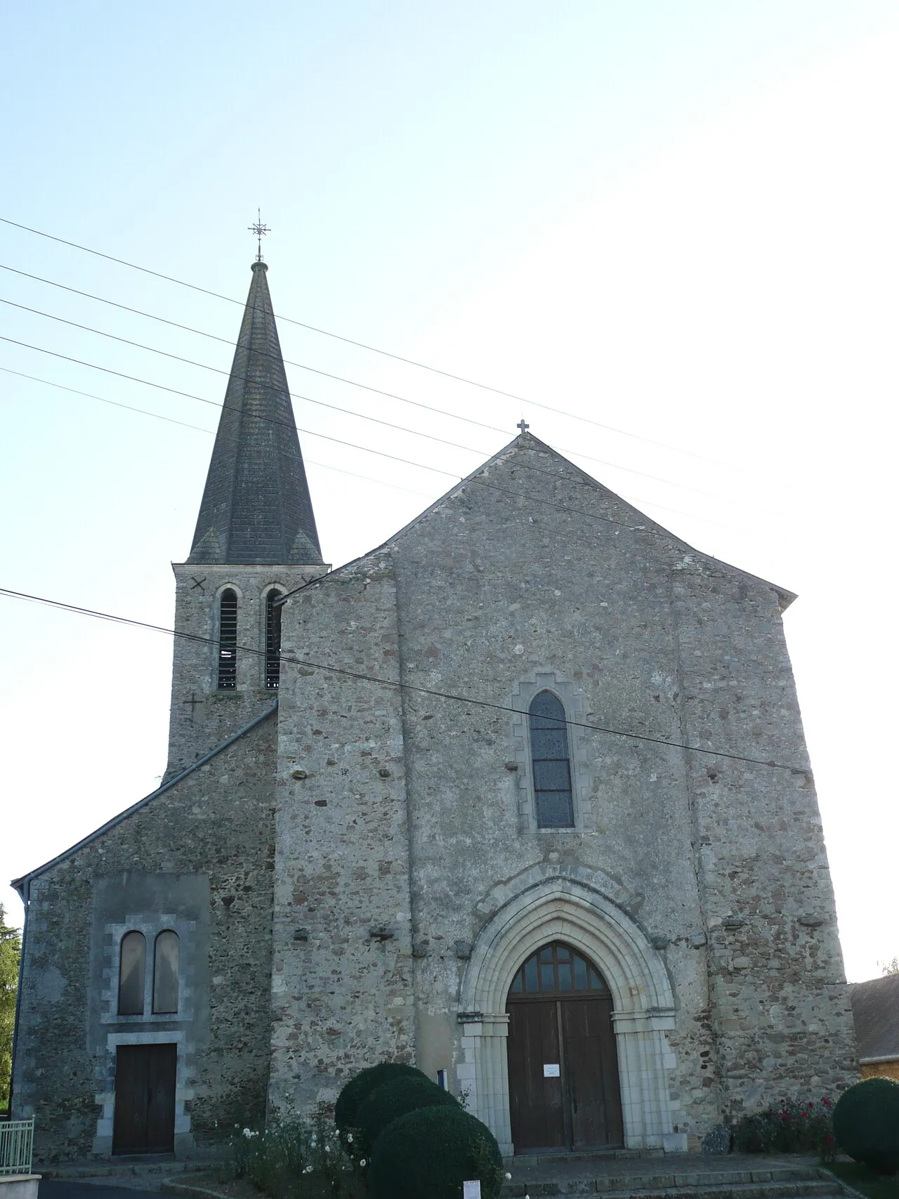 Église Notre-Dame de Châteauneuf-sur-Sarthe, aux Hauts-d’Anjou