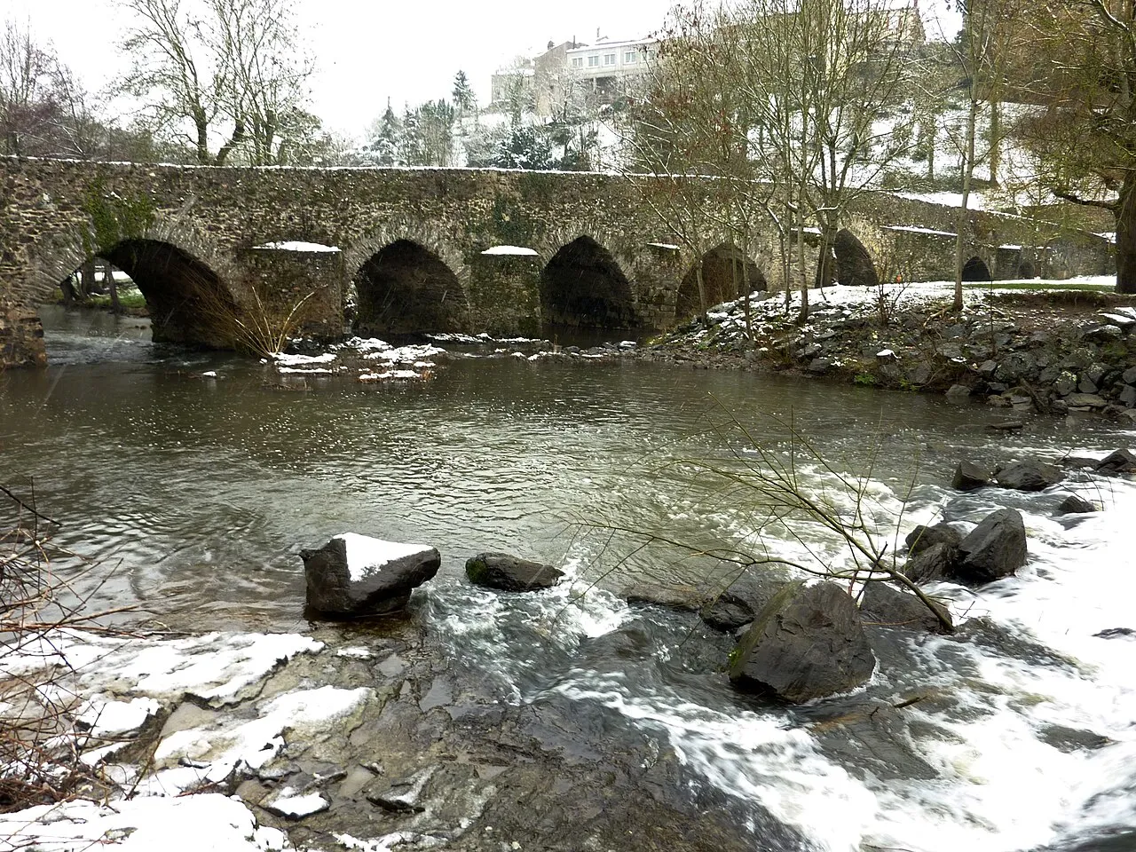 Pont de Bohardy sur l’Èvre à Montrevault
